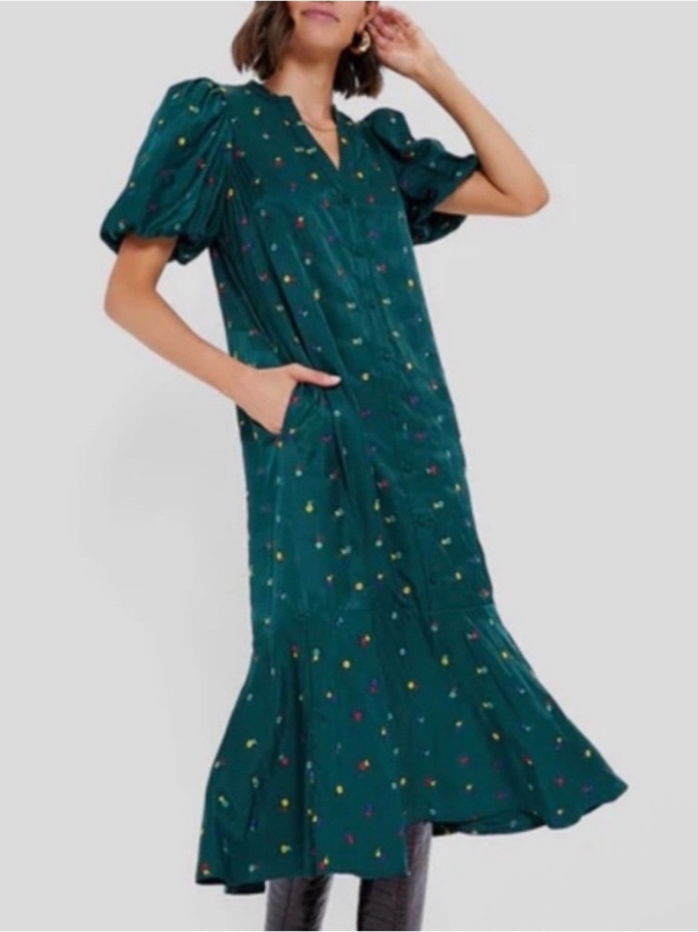 Tuckernuck green embroidered midi dress size M